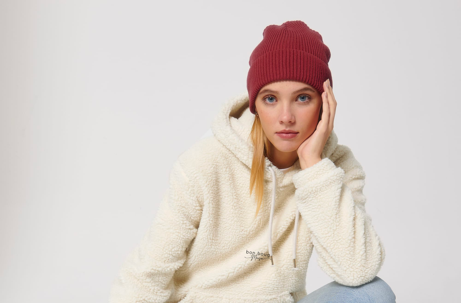 Le hoodie en sherpa, le must-have de l'hiver durable